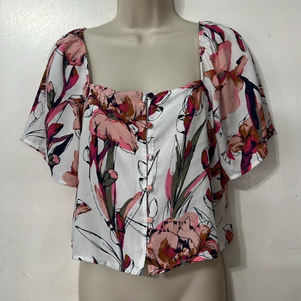 Leith Floral Print Short Sleeve Button Down Blouse Shirt Size Small - Picture 3 of 10